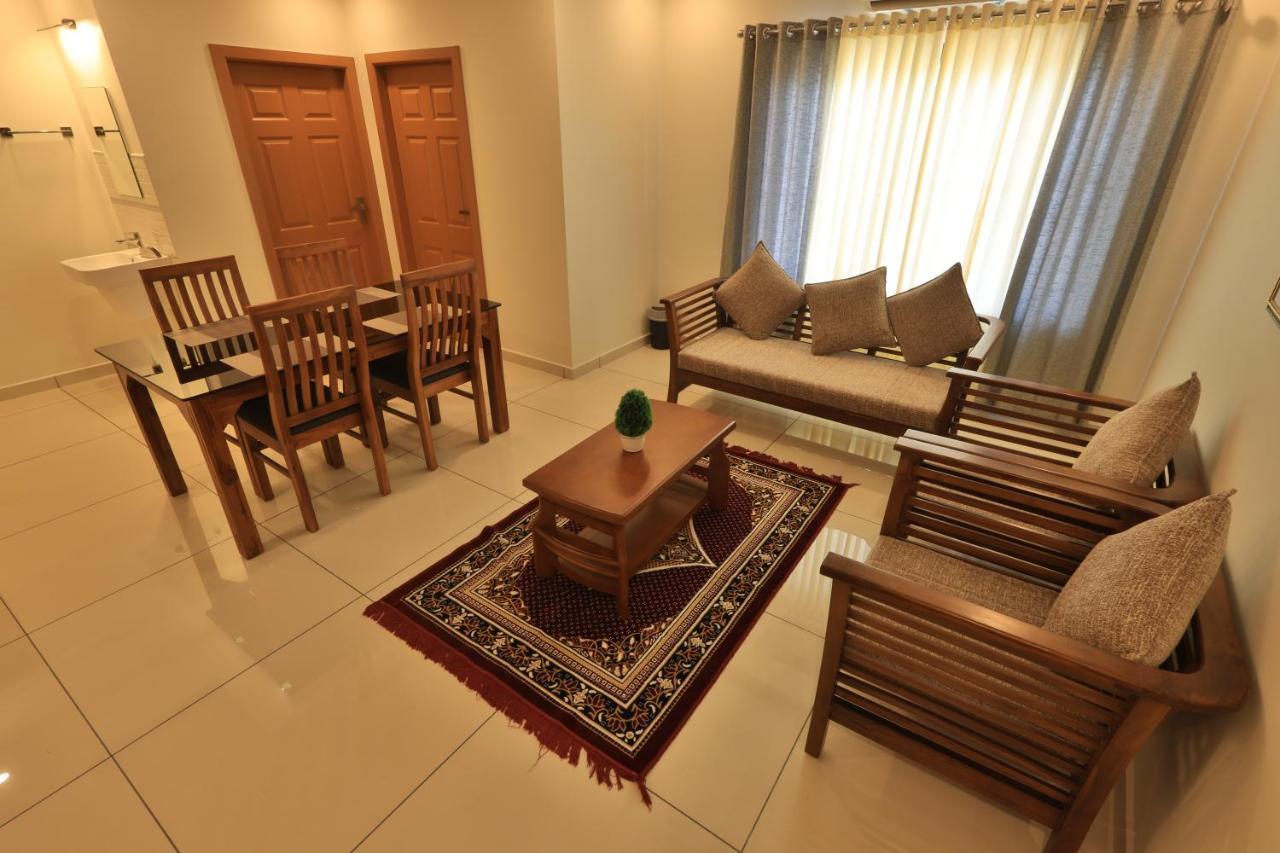 Castle Brook Residential Homestay ثيروفالّا المظهر الخارجي الصورة