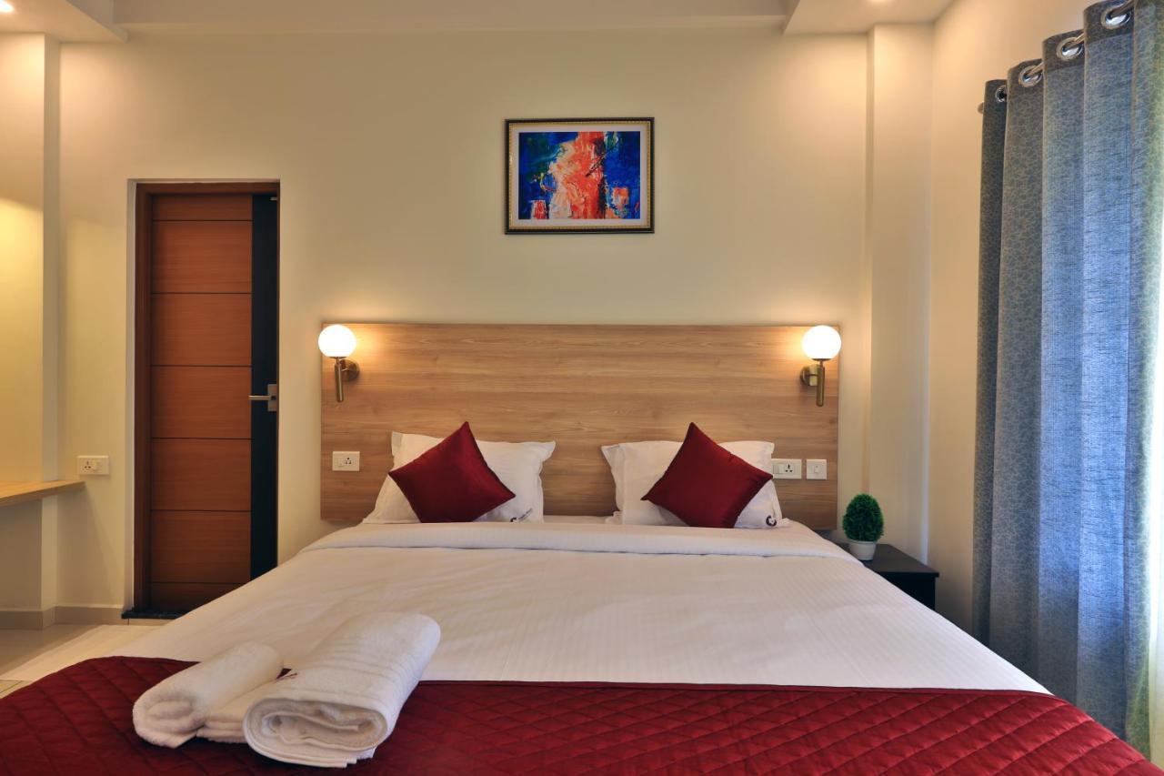Castle Brook Residential Homestay ثيروفالّا المظهر الخارجي الصورة